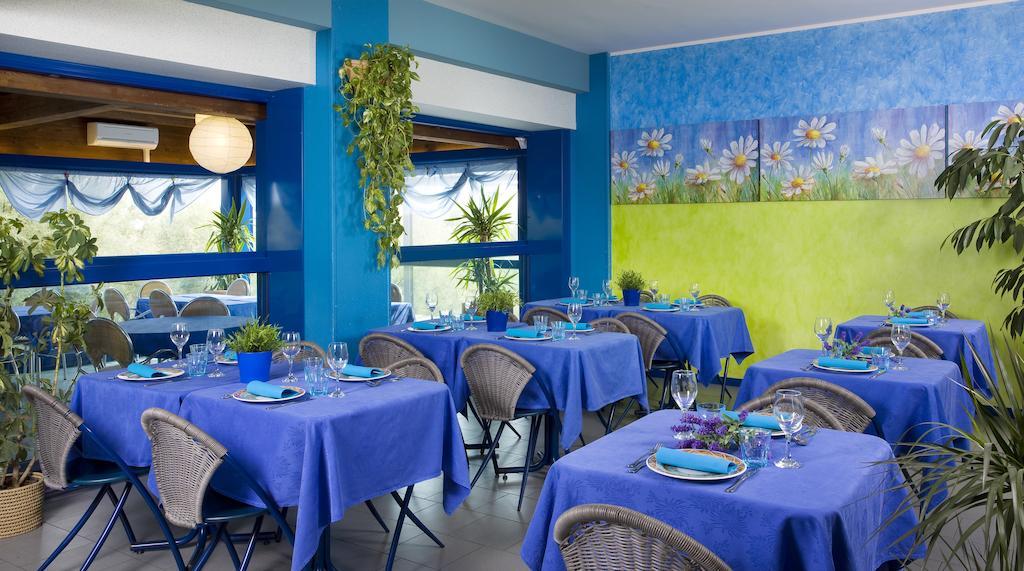 Hotel Napoleon Pesaro Exterior photo